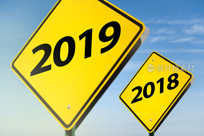 2019年新年/警告标志概念(点击查看更多)